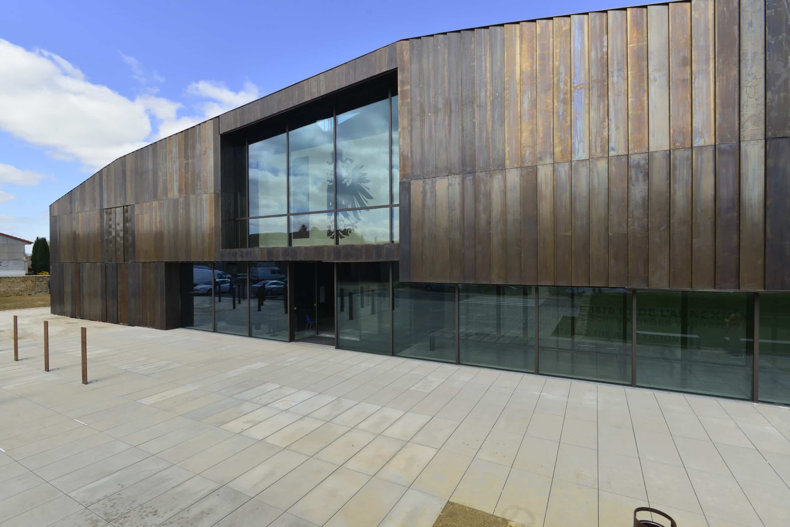 Vue extérieur du Musée de la Guerre de 1870 et de l'Annexion