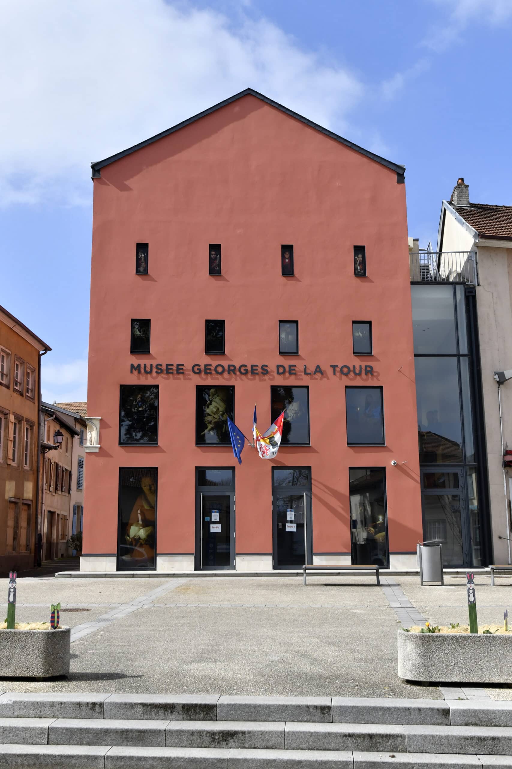 Vue extérieure du Musée départemental Georges de La Tour